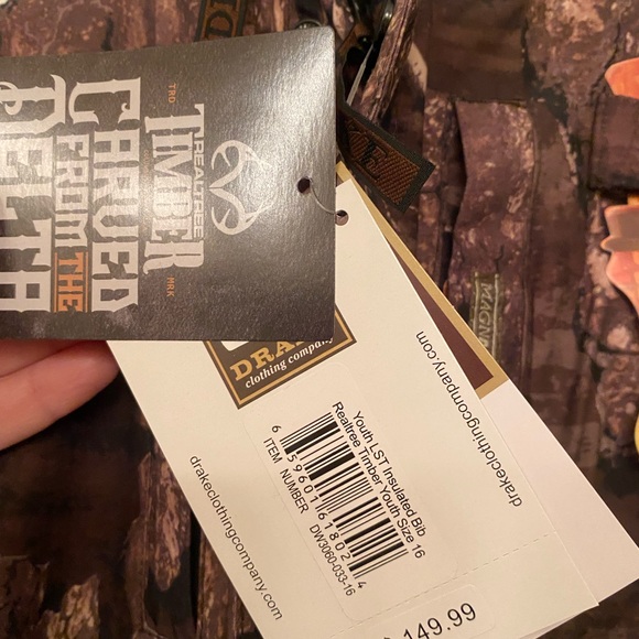 New Youth Drake waterfowl insulated bibs Realtree timber pattern
Youth size 16 - Picture 4 of 6